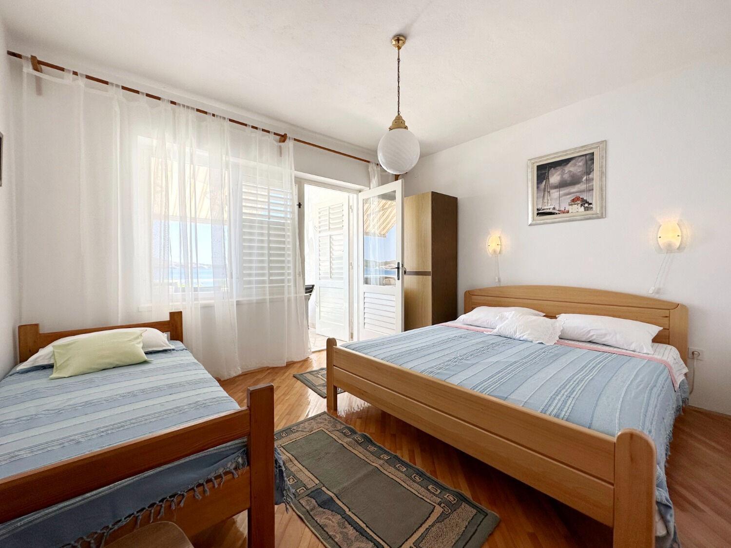 Apartments Mihaela Trogir Exterior photo