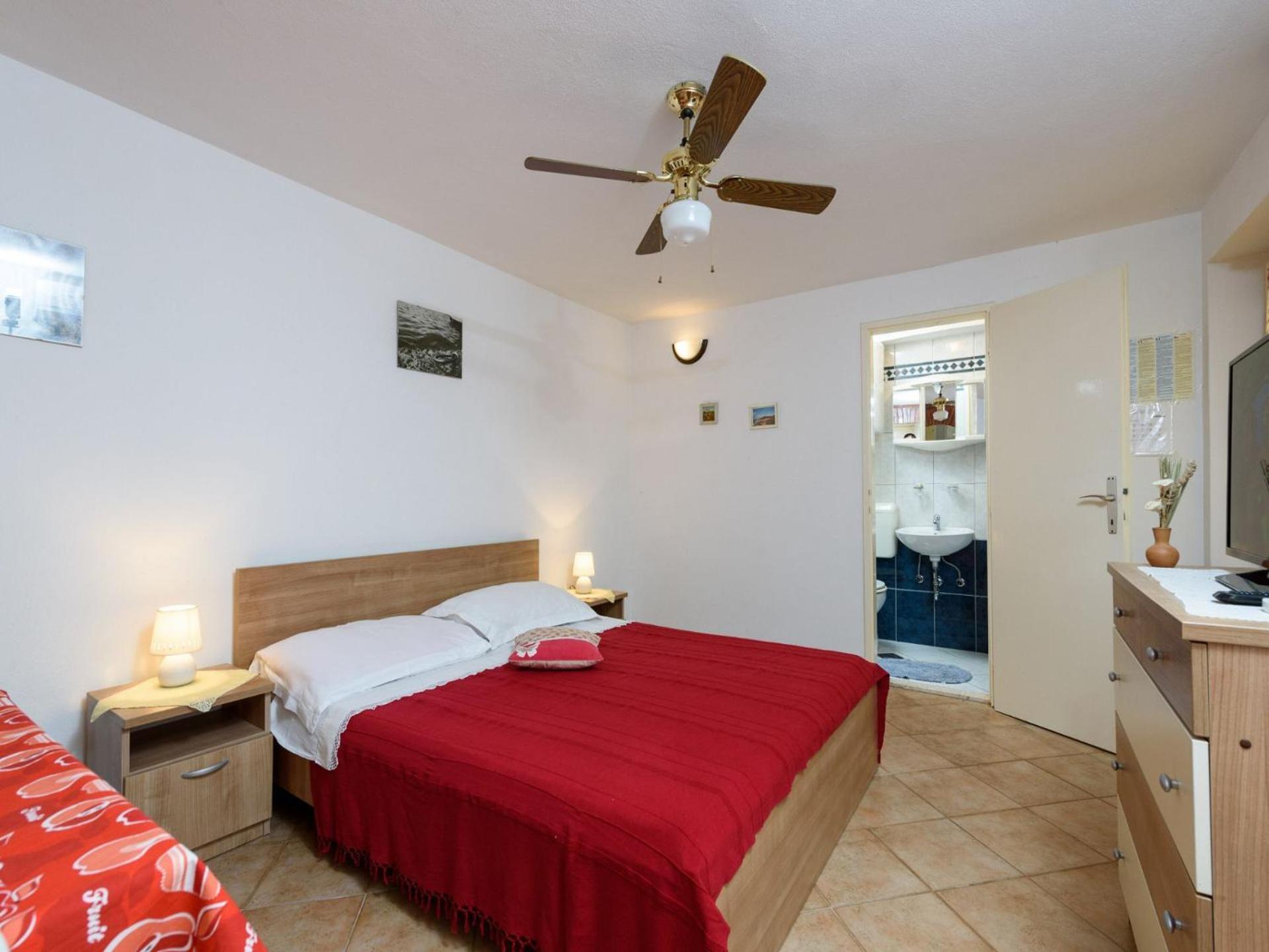 Apartments Mihaela Trogir Exterior photo