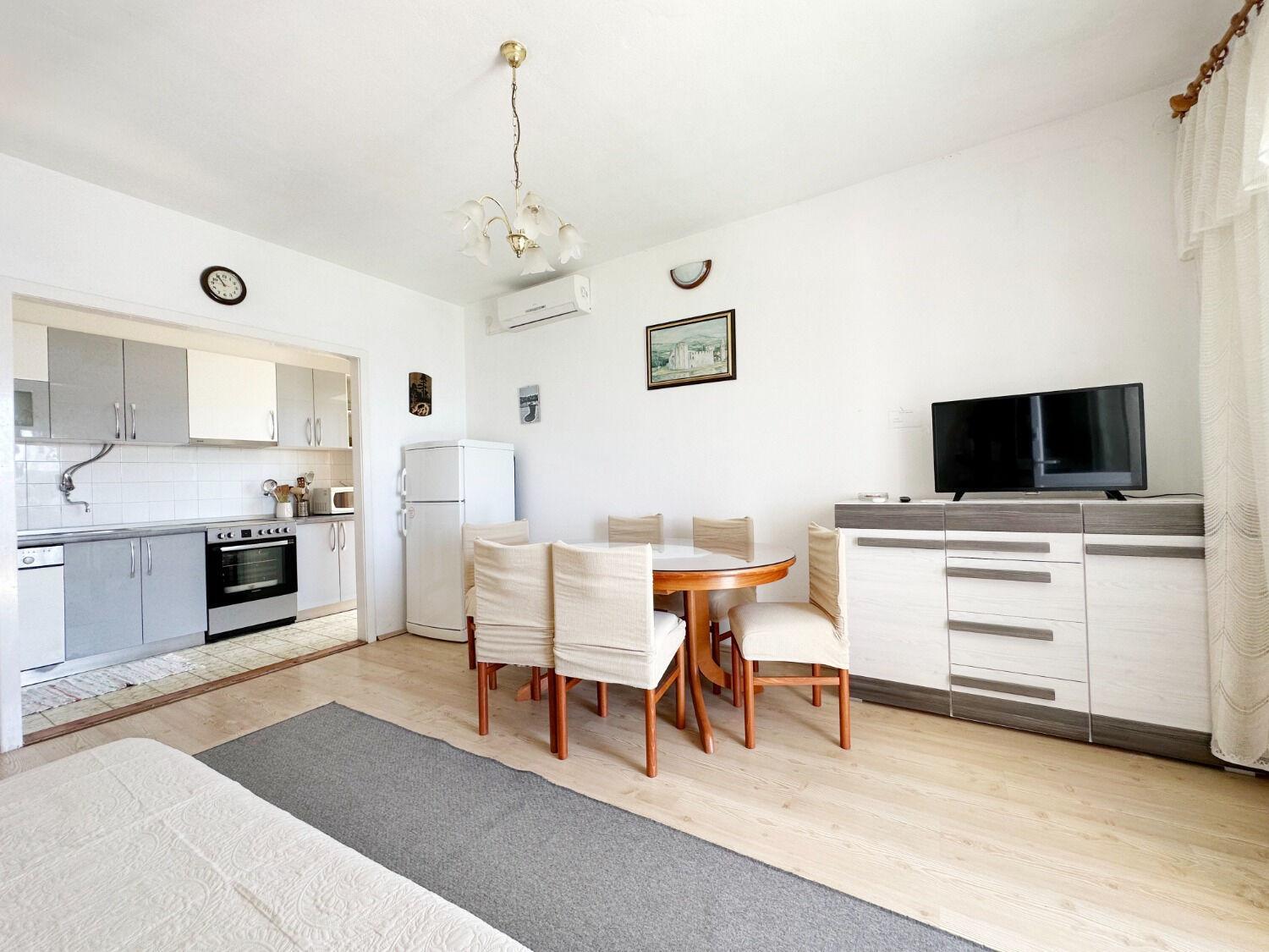 Apartments Mihaela Trogir Exterior photo